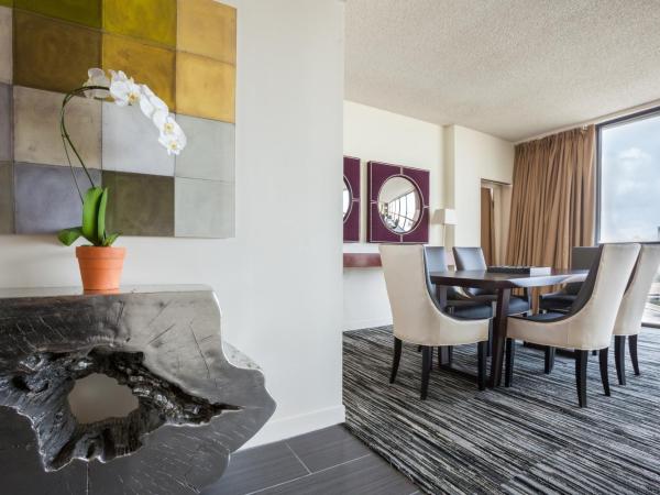 Hotel Derek Houston Galleria : photo 10 de la chambre suite penthouse
