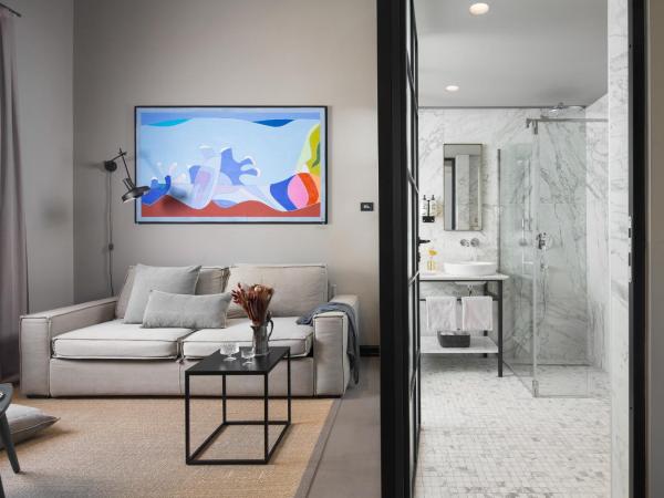 Almayer Art & Heritage Adults Only Hotel and Dépendance rooms : photo 2 de la chambre chambre double de luxe - bâtiment principal