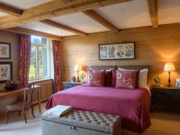 Gstaad Palace : photo 1 de la chambre suite de luxe - vue sur montagne