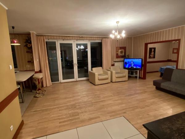 Babka Wieżowiec Noclegi : photo 8 de la chambre penthouse