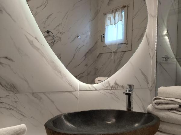 Tharroe of Mykonos Boutique Hotel : photo 3 de la chambre suite junior - vue sur mer