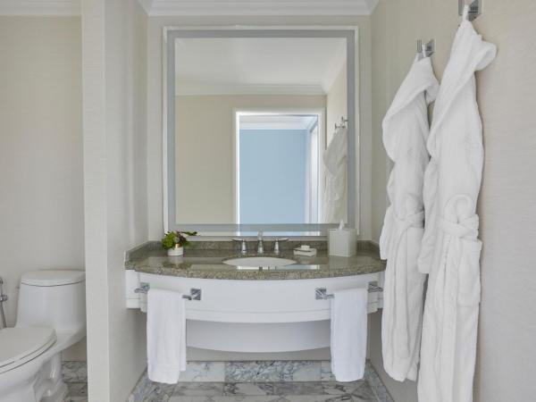 Beverly Wilshire, A Four Seasons Hotel : photo 5 de la chambre suite d’angle lit king-size
