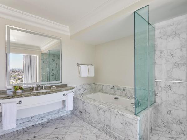 Beverly Wilshire, A Four Seasons Hotel : photo 3 de la chambre suite d’angle lit king-size
