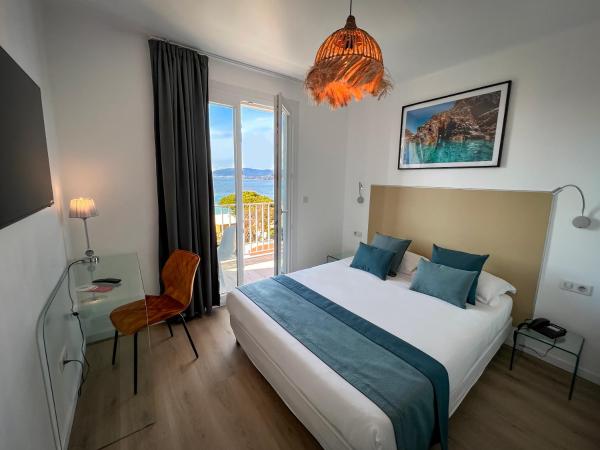 Hotel l'Isolella : photo 2 de la chambre chambre double - vue sur mer