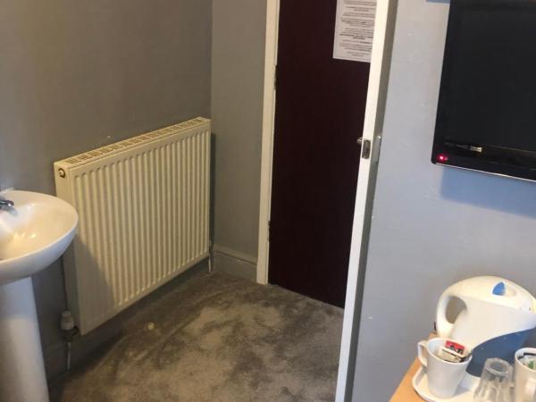 Chaplins : photo 4 de la chambre chambre simple avec salle de bains privative