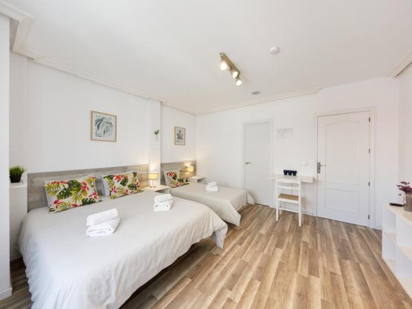 Casa SaMARa : photo 8 de la chambre chambre triple avec salle de bains privative