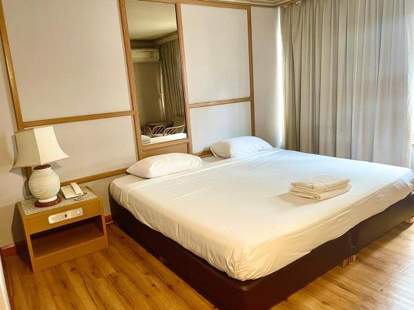 Hotel Pattaya Beach : photo 1 de la chambre chambre double deluxe