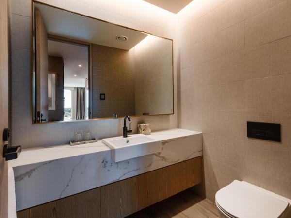 InterContinental Perth City Centre, an IHG Hotel : photo 6 de la chambre suite junior avec accès au salon club