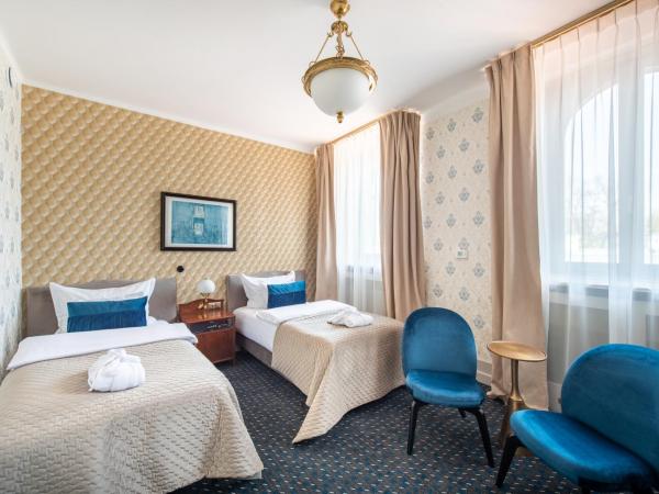 Hotel H15 Francuski Old Town - Destigo Hotels : photo 1 de la chambre chambre lits jumeaux