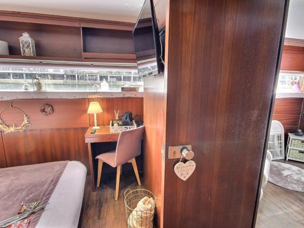 VIP Paris Yacht Hôtel : photo 4 de la chambre suite avec jacuzzi
