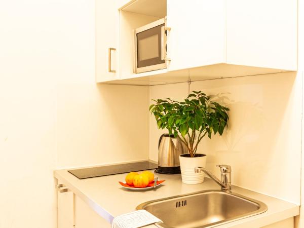 Hotel Klimt : photo 7 de la chambre chambre familiale avec cuisine