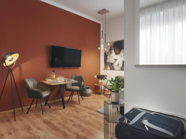 Emi Luxury Apartments : photo 9 de la chambre studio double deluxe