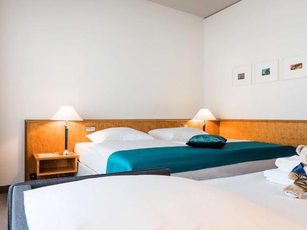 Dorint Hotel Dresden : photo 2 de la chambre chambre double avec lit d'appoint