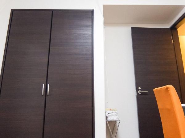 Guesthouse Bell Fushimi : photo 3 de la chambre chambre lits jumeaux avec salle de bains commune