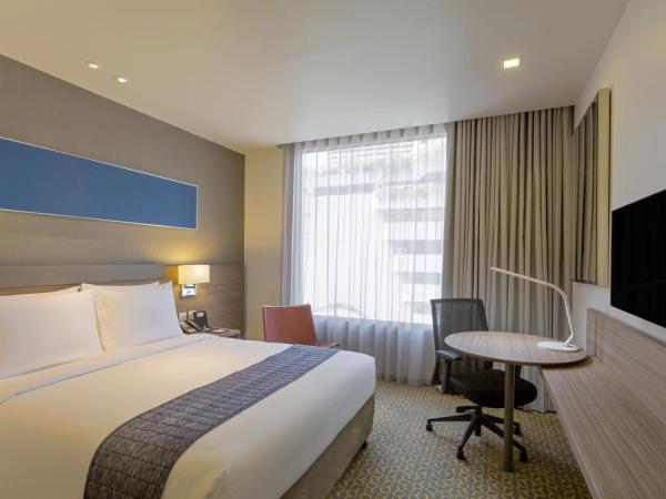 Holiday Inn Express Bangkok Sathorn, an IHG Hotel : photo 10 de la chambre chambre lit queen-size deluxe