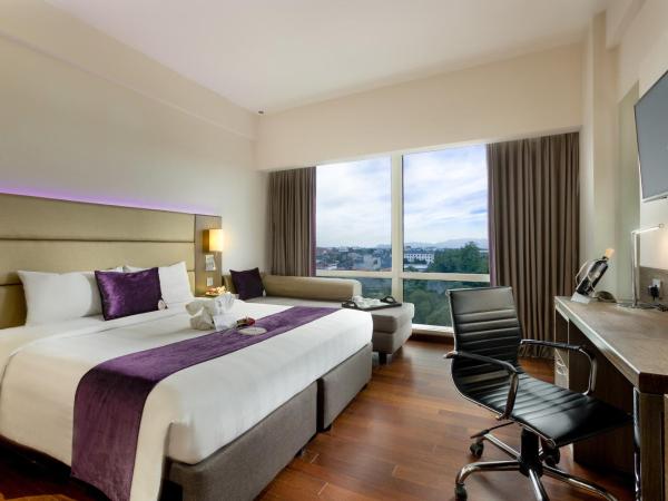 Satoria Hotel Yogyakarta - CHSE Certified : photo 2 de la chambre chambre lit king-size supérieure