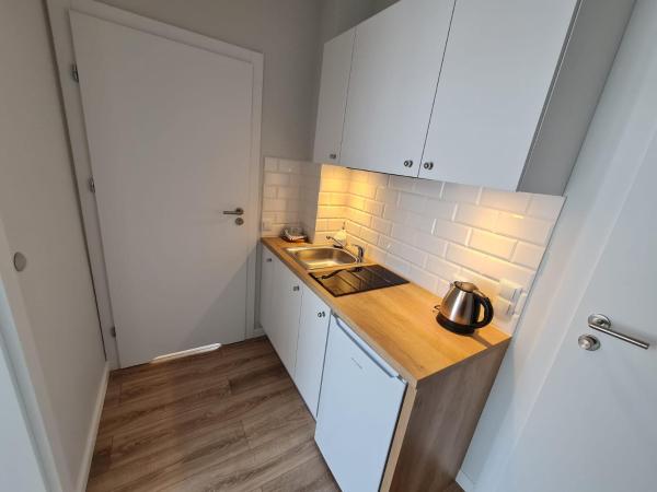 Villa Babette - Ubernachtung, Parkplatz, Kurtaxe, Wifi, Aufraumung - Alles im Preis! : photo 4 de la chambre appartement