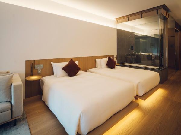 MUNI KYOTO by Onko Chishin : photo 3 de la chambre chambre lits jumeaux - vue sur jardin