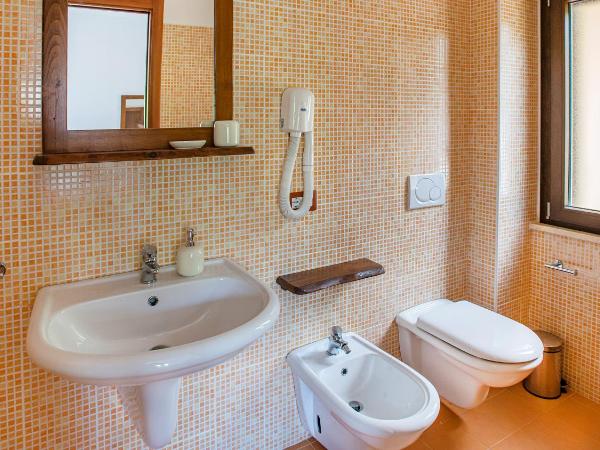 Welcomely - Guesthouse Kadossene Alghero : photo 8 de la chambre chambre double avec salle de bains privative