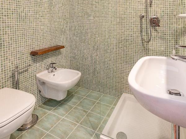 Welcomely - Guesthouse Kadossene Alghero : photo 8 de la chambre chambre double avec salle de bains privative