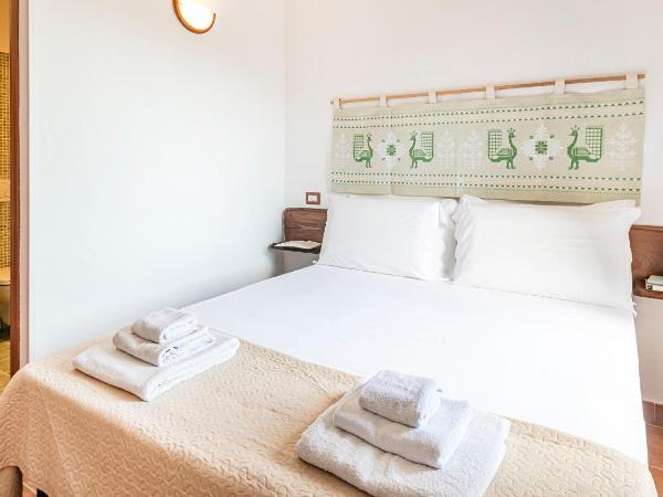 Welcomely - Guesthouse Kadossene Alghero : photo 7 de la chambre chambre double avec salle de bains privative