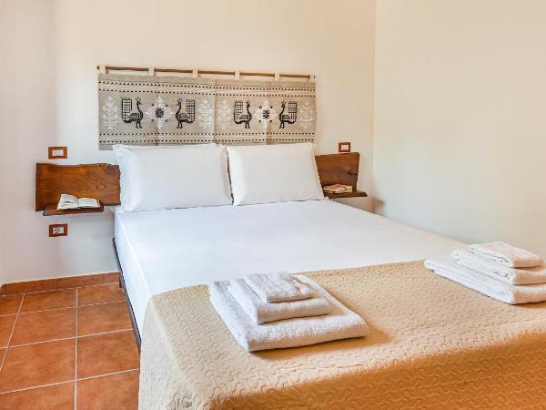 Welcomely - Guesthouse Kadossene Alghero : photo 6 de la chambre chambre double avec salle de bains privative