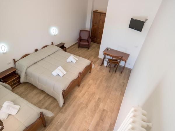 Agriturismo Le Matinelle : photo 1 de la chambre chambre triple supérieure