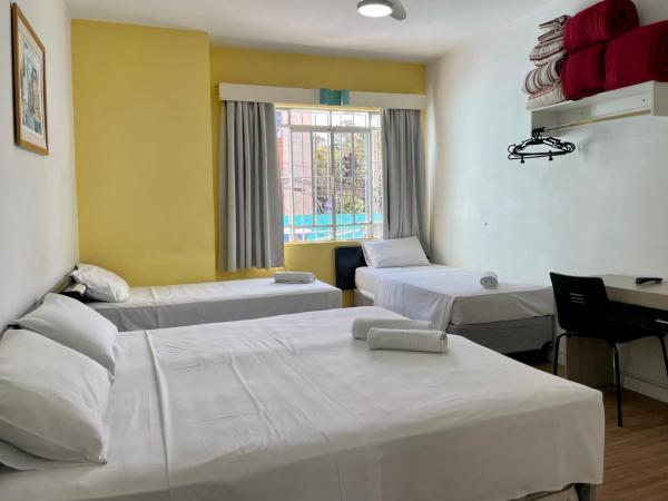 Hotel Blumenau Centro : photo 3 de la chambre chambre quadruple standard