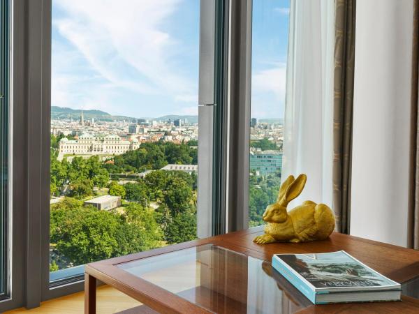 Andaz Vienna Am Belvedere - a concept by Hyatt : photo 4 de la chambre suite exécutive