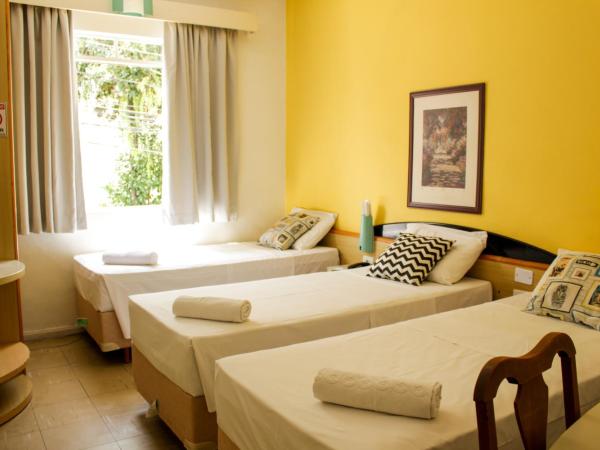 Hotel Blumenau Centro : photo 1 de la chambre chambre triple standard avec 3 lits simples