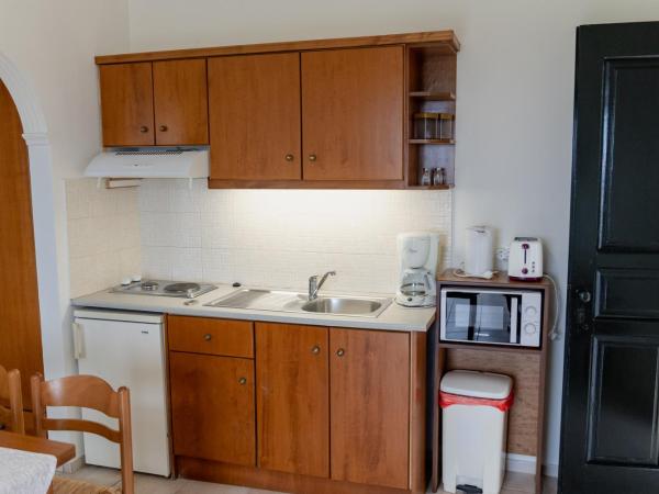 Aspri Petra Apartments : photo 4 de la chambre appartement - vue sur mer