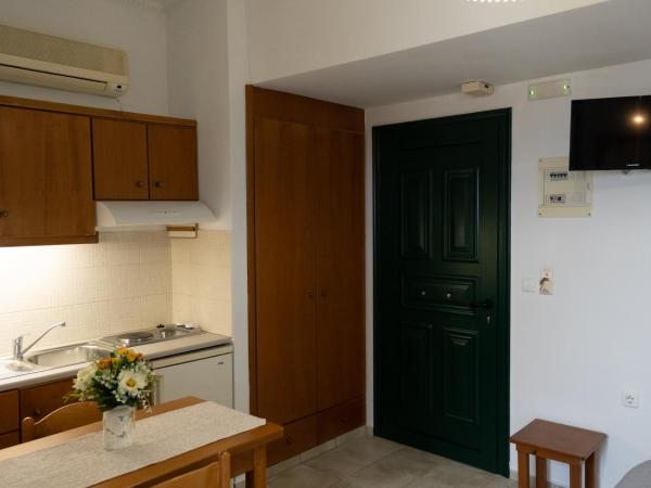 Aspri Petra Apartments : photo 6 de la chambre studio