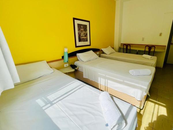 Hotel Blumenau Centro : photo 5 de la chambre chambre triple standard avec 3 lits simples