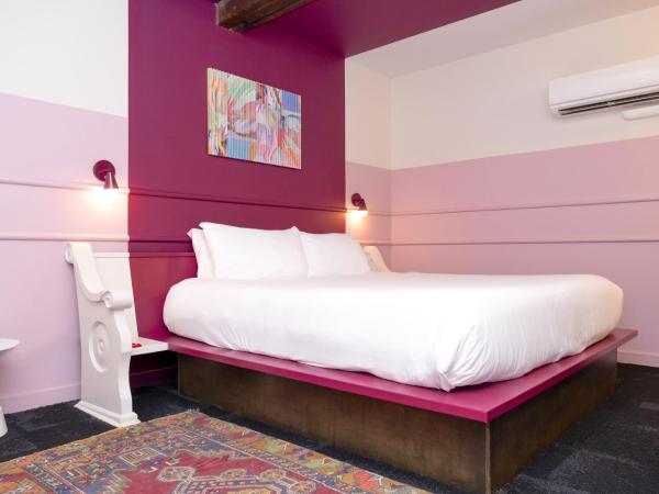 The Russell : photo 1 de la chambre room 2:7 - interior king