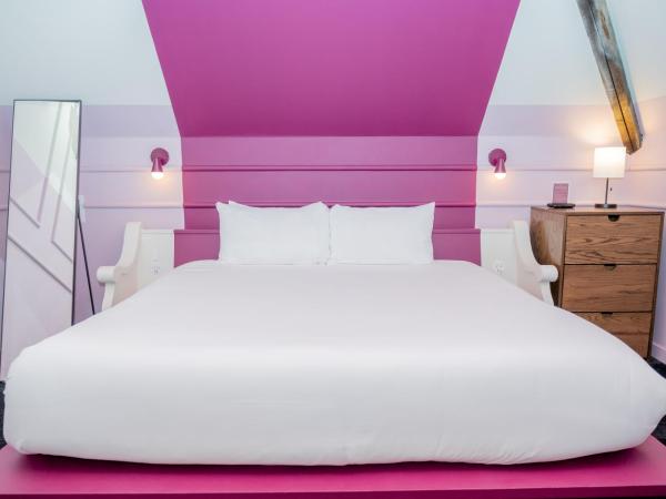 The Russell : photo 2 de la chambre room 3:4 - skylight king