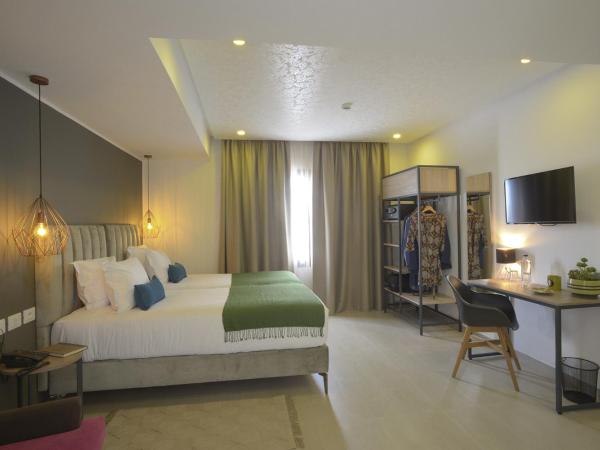 MAIA HOTEL SUITES : photo 6 de la chambre chambre lits jumeaux