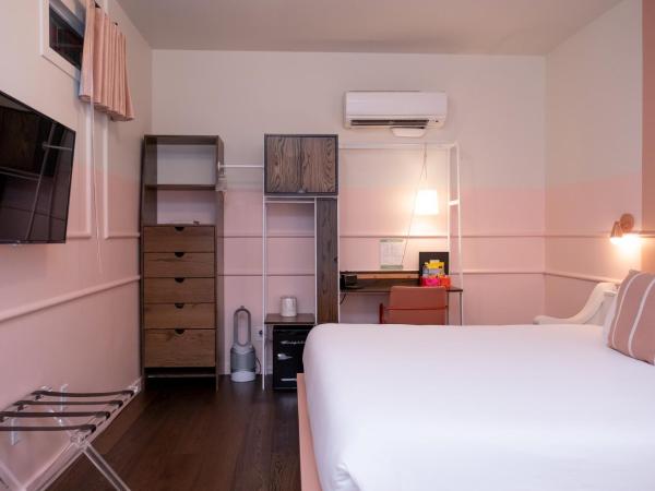 The Russell : photo 4 de la chambre room 1:1 - interior king