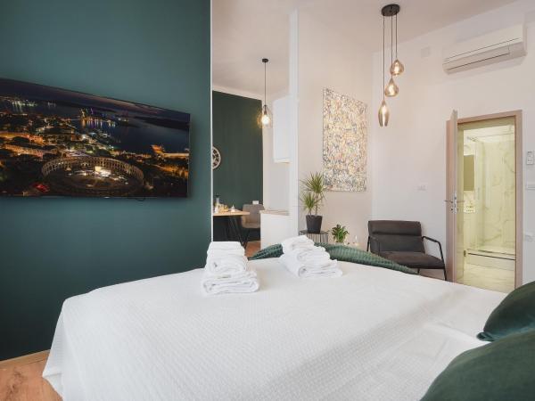 Emi Luxury Apartments : photo 5 de la chambre studio deluxe