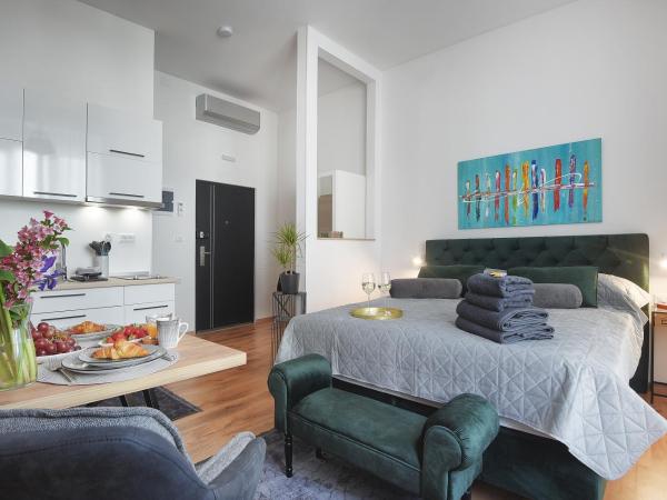 Emi Luxury Apartments : photo 1 de la chambre studio standard