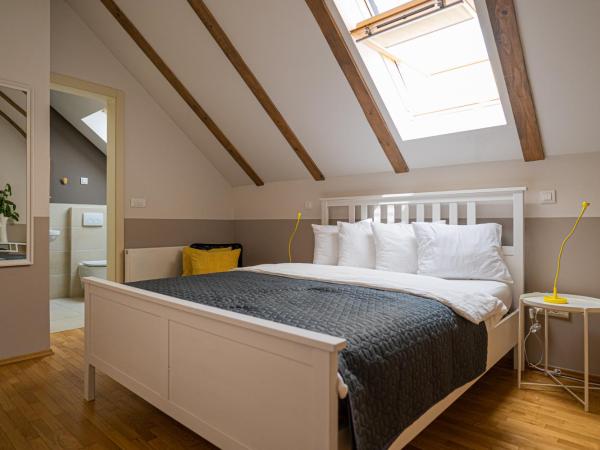 Paon Boutique Apartments : photo 2 de la chambre chambre double