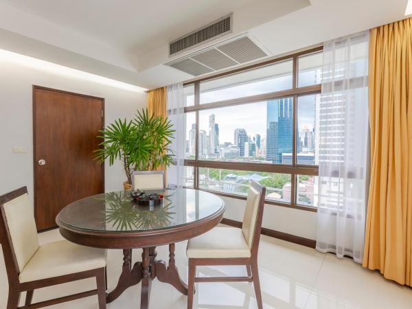 Pinnacle Lumpinee Park Hotel : photo 3 de la chambre suite pinacle