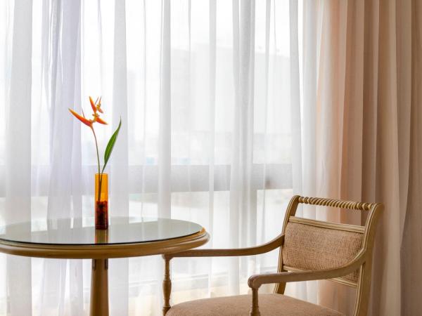 Pinnacle Lumpinee Park Hotel : photo 2 de la chambre chambre supérieure