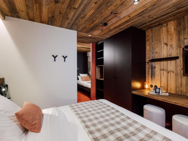 Hôtel Névé : photo 3 de la chambre chambre triple avec balcon