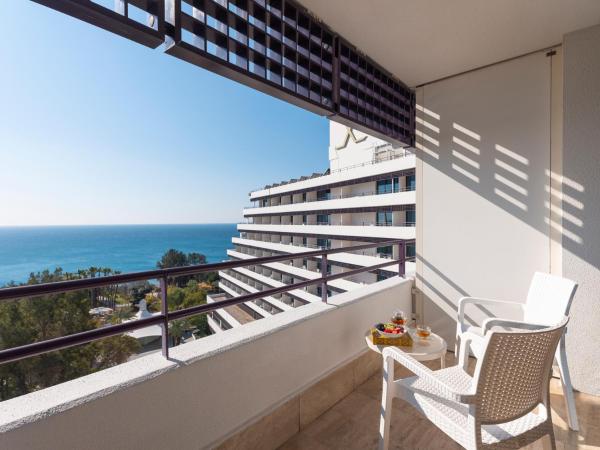 Rixos Downtown Antalya - The Land Of Legends Access : photo 4 de la chambre chambre lit king-size de luxe - vue sur mer