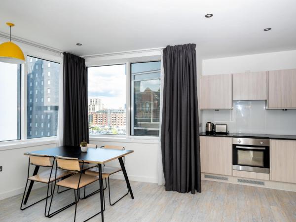 Staycity Aparthotels Manchester Piccadilly : photo 5 de la chambre appartement 2 chambres - 6 personnes