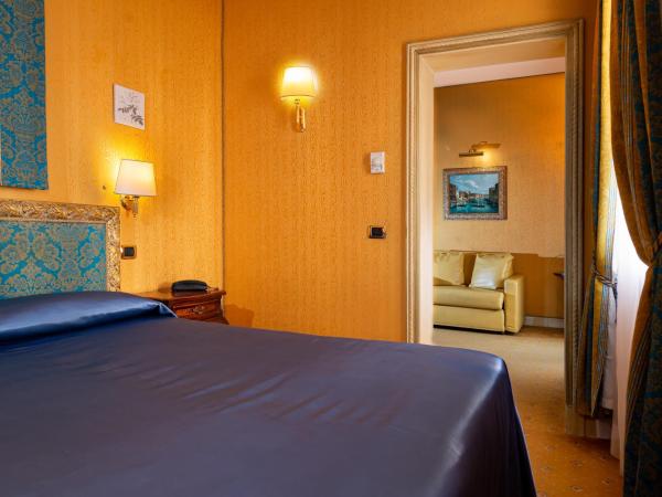 Hotel Santa Marina : photo 5 de la chambre suite junior