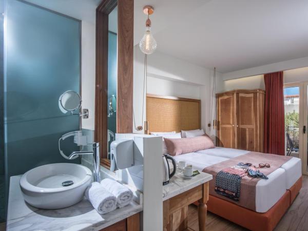 Anesis Blue Boutique Hotel : photo 4 de la chambre suite junior