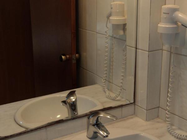 Hotel Africa : photo 9 de la chambre chambre lits jumeaux avec balcon