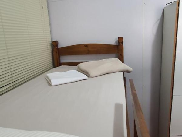 Hostel Calábria na Vila Madalena junto a alegria da Vila : photo 9 de la chambre lit dans dortoir mixte de 4 lits