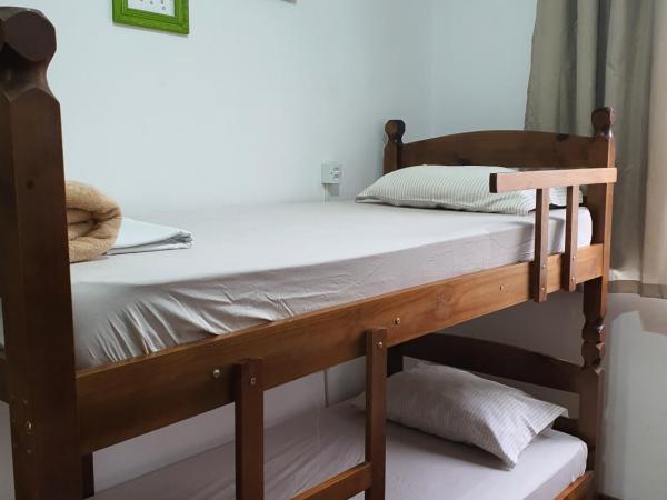 Hostel Calábria na Vila Madalena junto a alegria da Vila : photo 3 de la chambre lit dans dortoir pour femmes de 4 lits